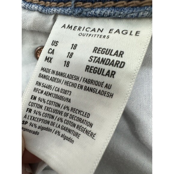 18R AE 90s Wide Leg Jeans - Extra Light Wash - High Waisted - Picture 6 of 13